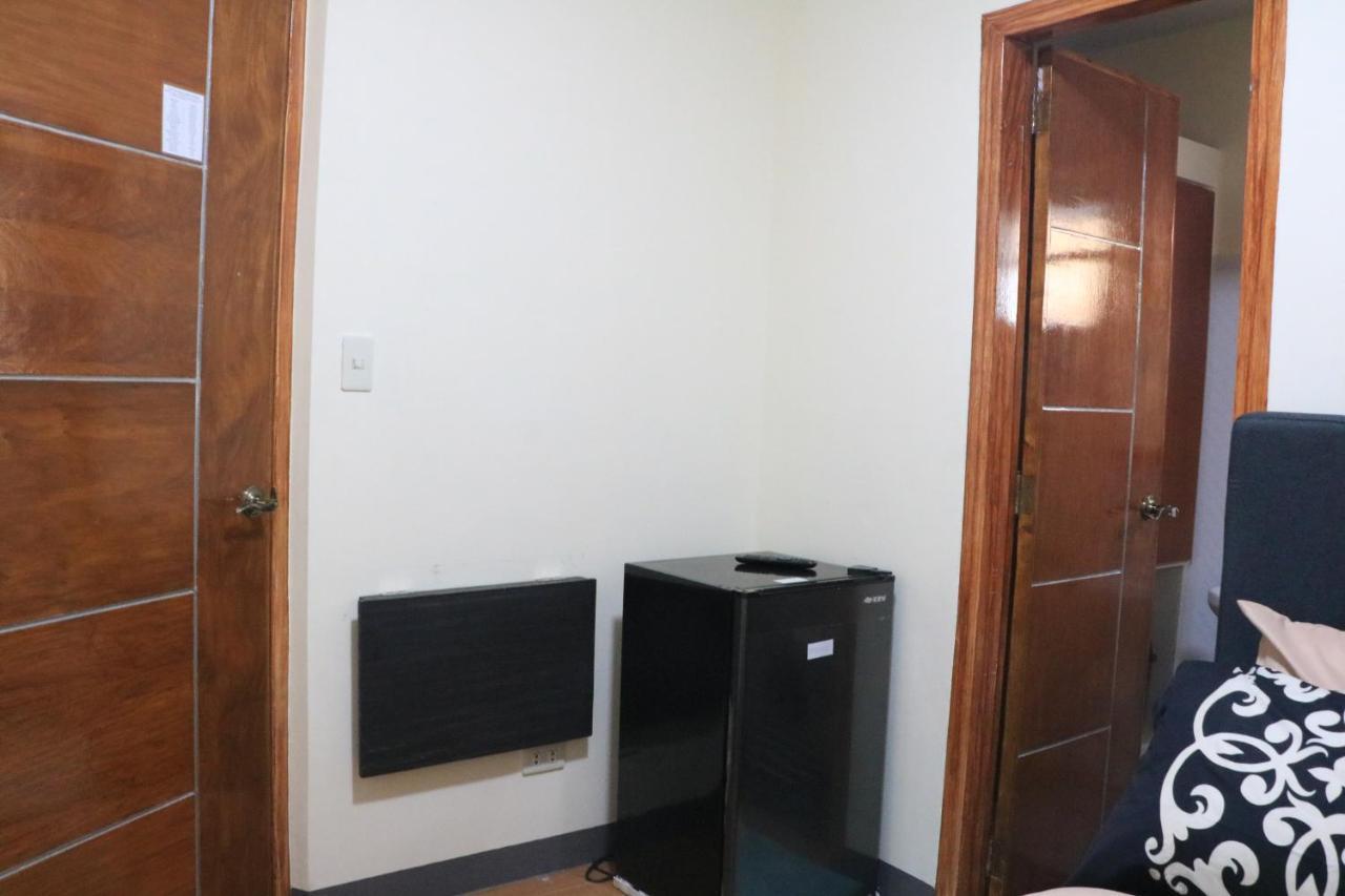 Anicia Guesthouse Rooms Paranaque City Buitenkant foto