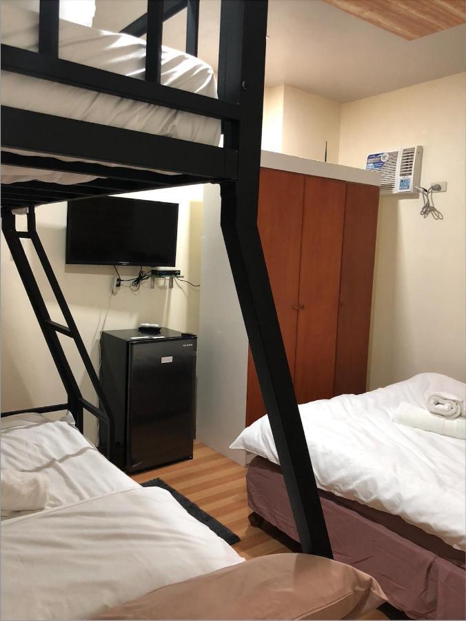 Anicia Guesthouse Rooms Paranaque City Buitenkant foto