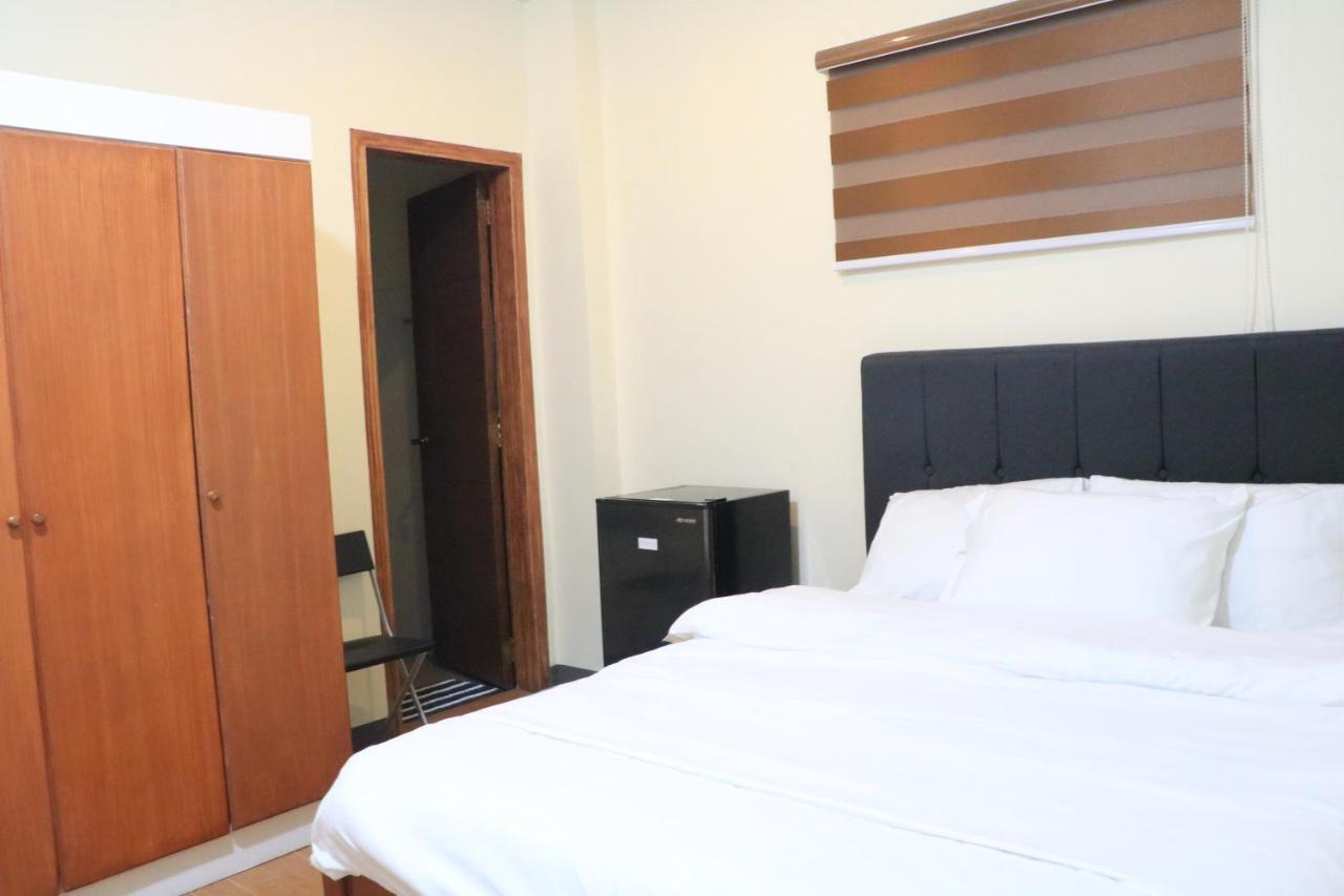 Anicia Guesthouse Rooms Paranaque City Buitenkant foto